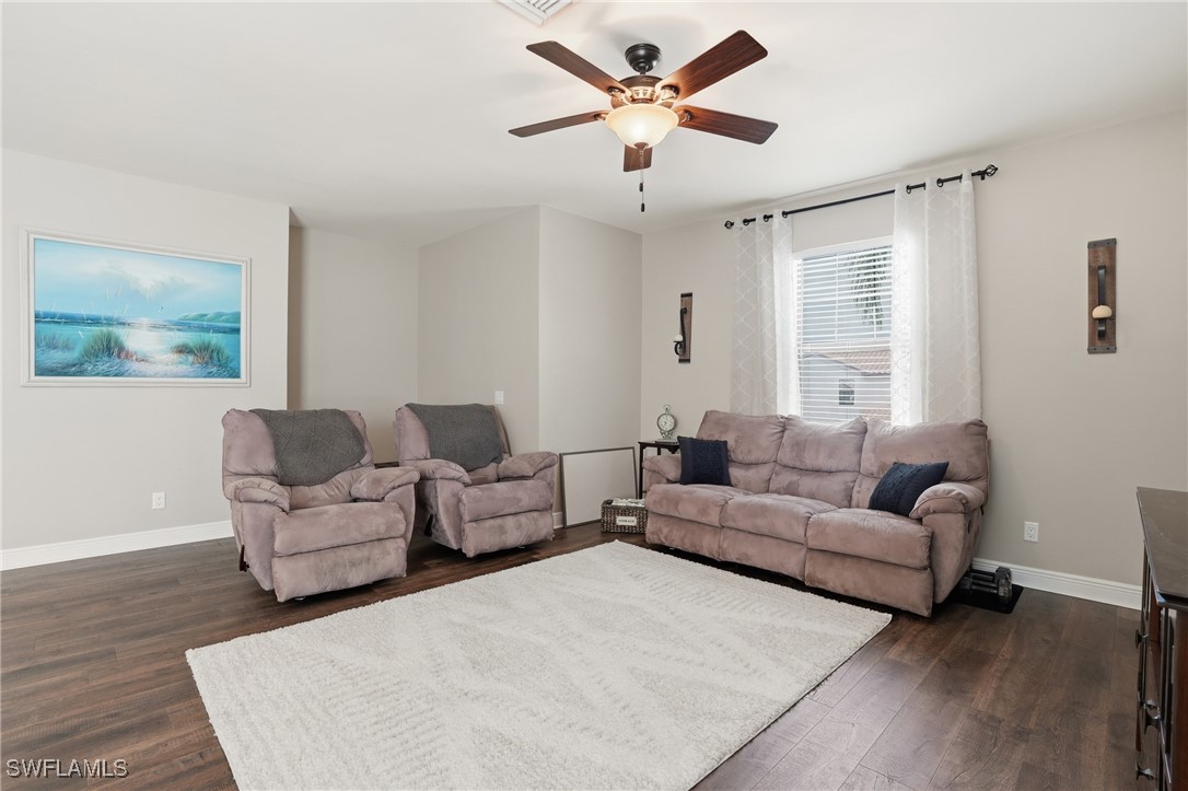 4 Bed SingleFamilyResidence for Sale in Naples, photo 18