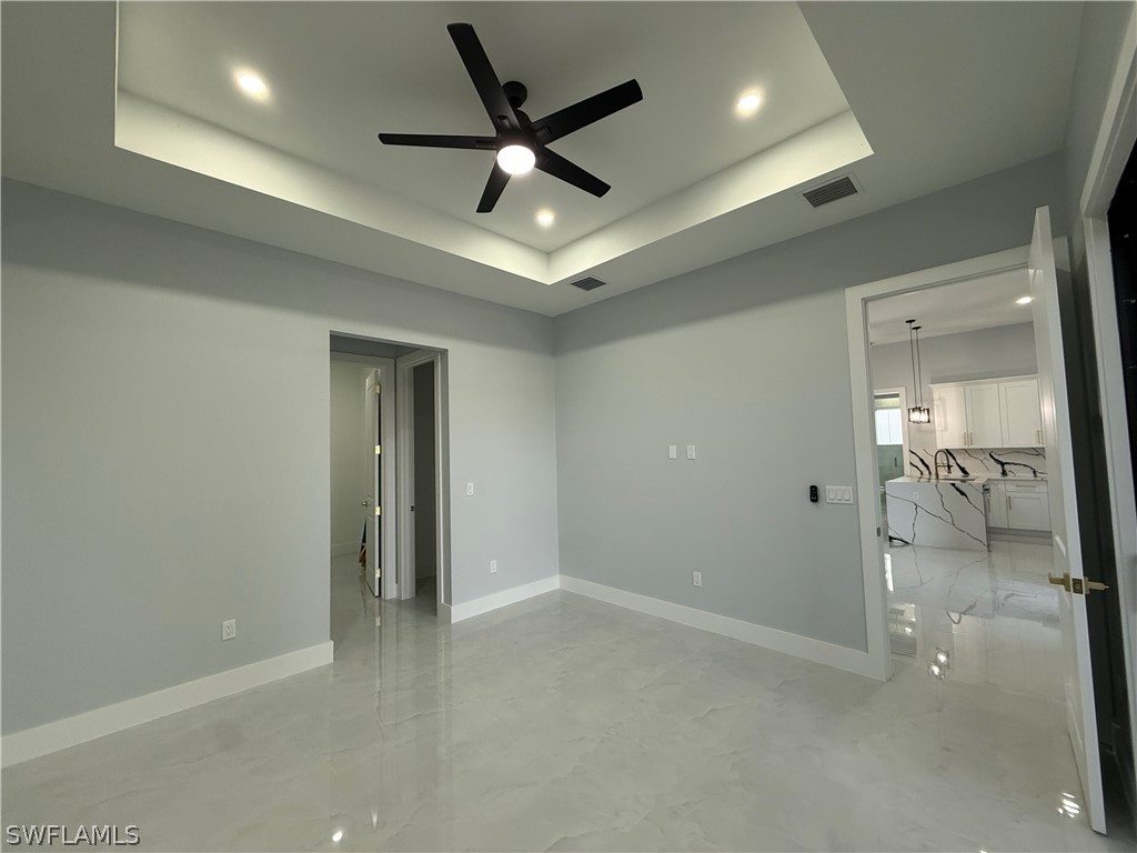 4 Bed SingleFamilyResidence for Sale in Naples, photo 18