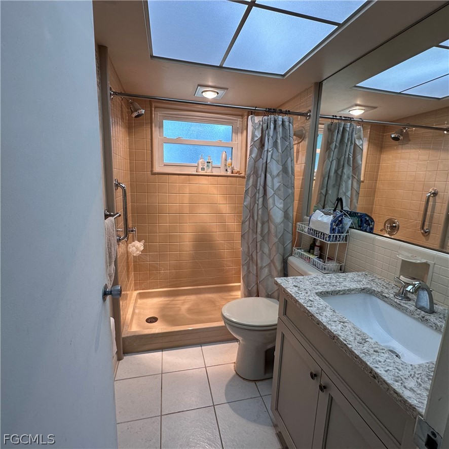 2 Bed SingleFamilyResidence for Sale in Cape Coral, photo 18