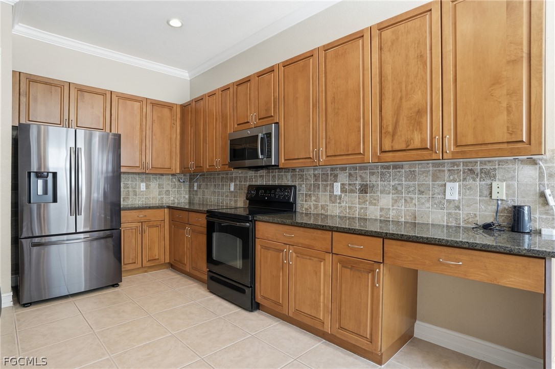 3 Bed Attached for Sale in Portofino, photo 18