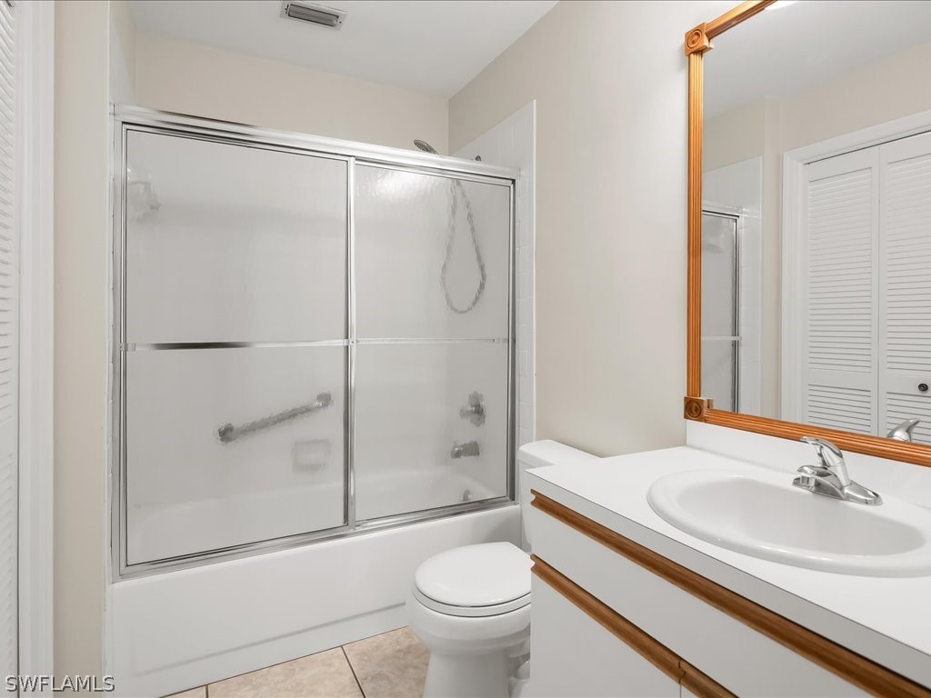 2 Bed Waterfront Home for Sale in Regent Park, FL, $285,000 — photo 18