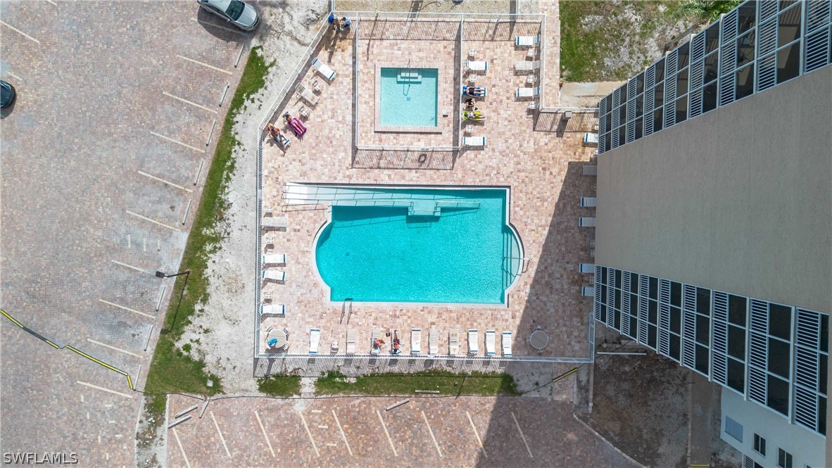 1 Bed Waterfront Home for Sale in Beach And Tennis Club, photo 18