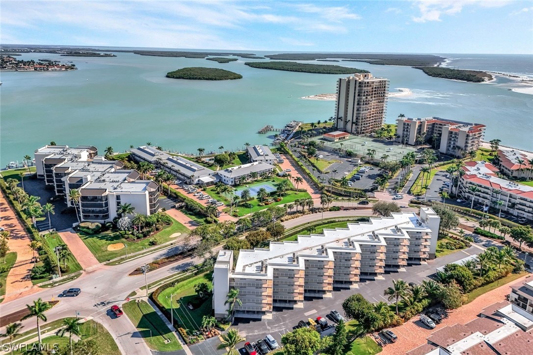 3 Bed Condominium for Sale in Marco Island, photo 18