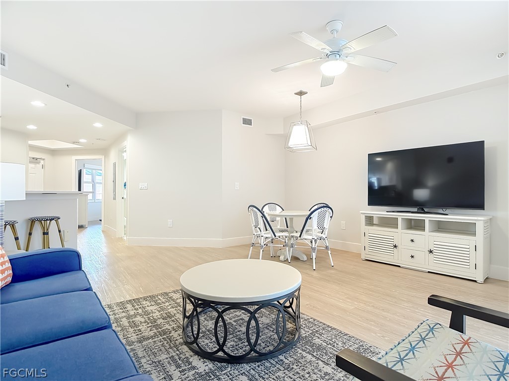 1 Bed Waterfront Home for Sale in White Sand Villas, photo 18