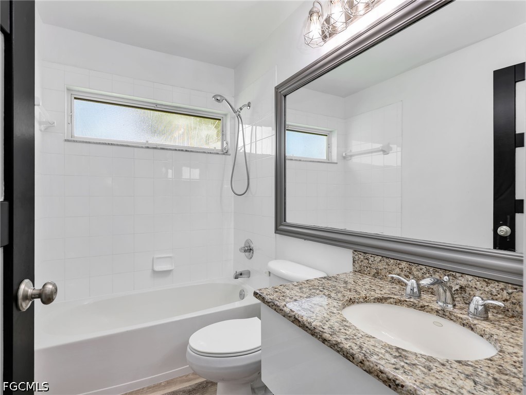 3 Bed SingleFamilyResidence for Sale in Stoneybrook, FL — photo 18