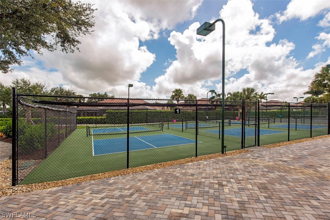 2 Bed Waterfront Home for Sale in Naples, photo 18