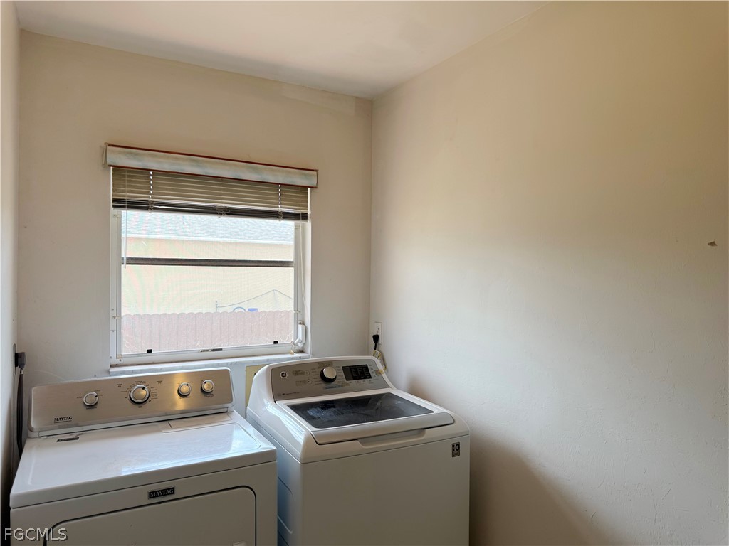 3 Bed SingleFamilyResidence for Sale in Lehigh Acres, photo 18