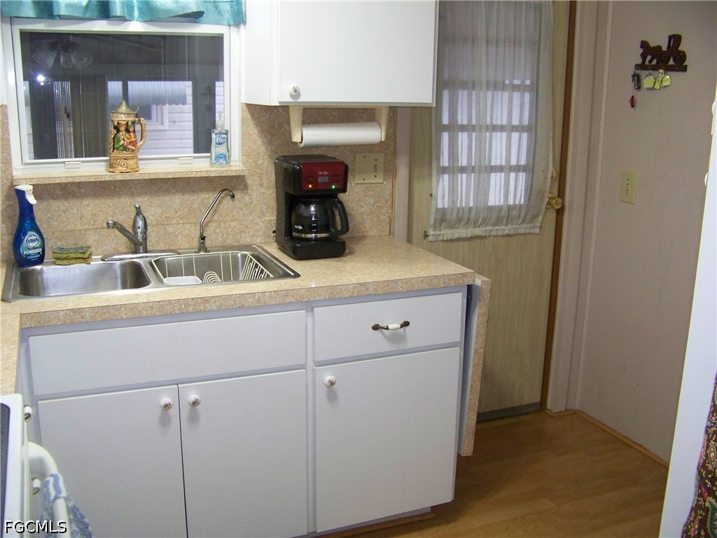2 Bed ManufacturedHome for Sale in Carriage Village, photo 18