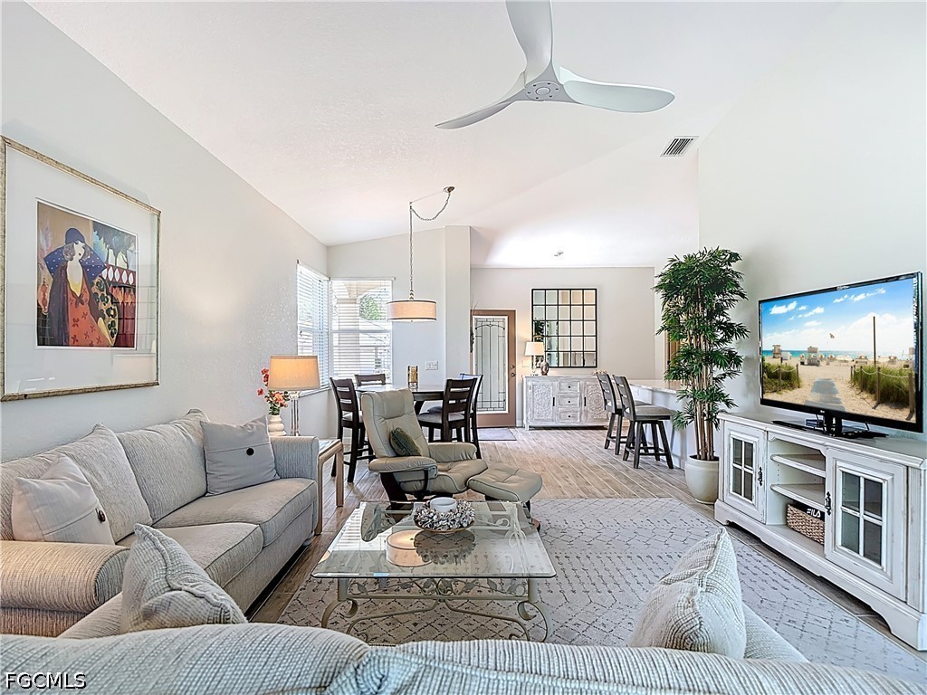 2 Bed Duplex for Sale in Del Vera Country Club, FL, $267,000 — photo 18
