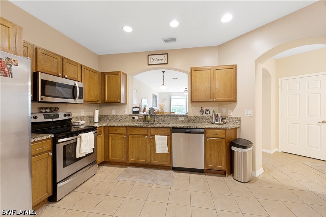 3 Bed Townhouse for Sale in Colonnade At Forum, FL, $289,000 — photo 18