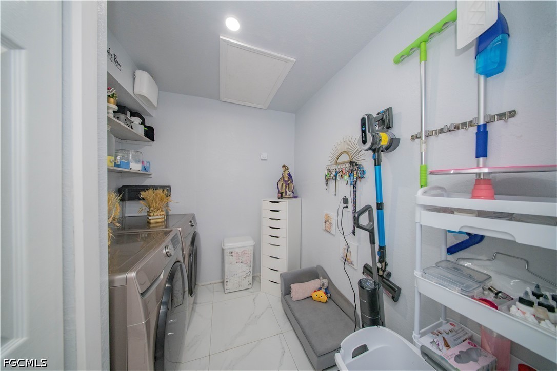 3 Bed Pool Home for Sale in Cape Coral, photo 18