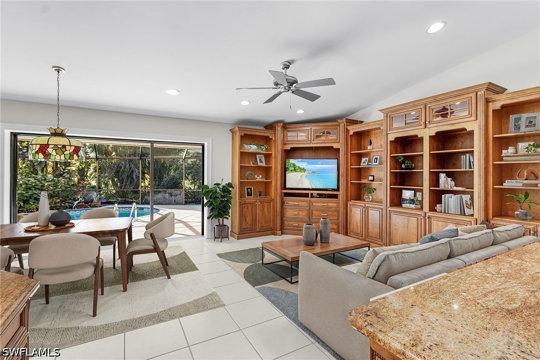 3 Bed Pool Home for Sale in Kings Lake, photo 18