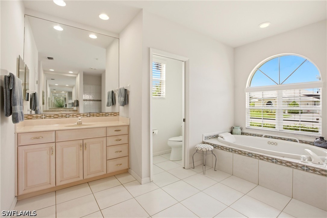 5 Bed Pool Home for Sale in Longshore Lake, photo 18