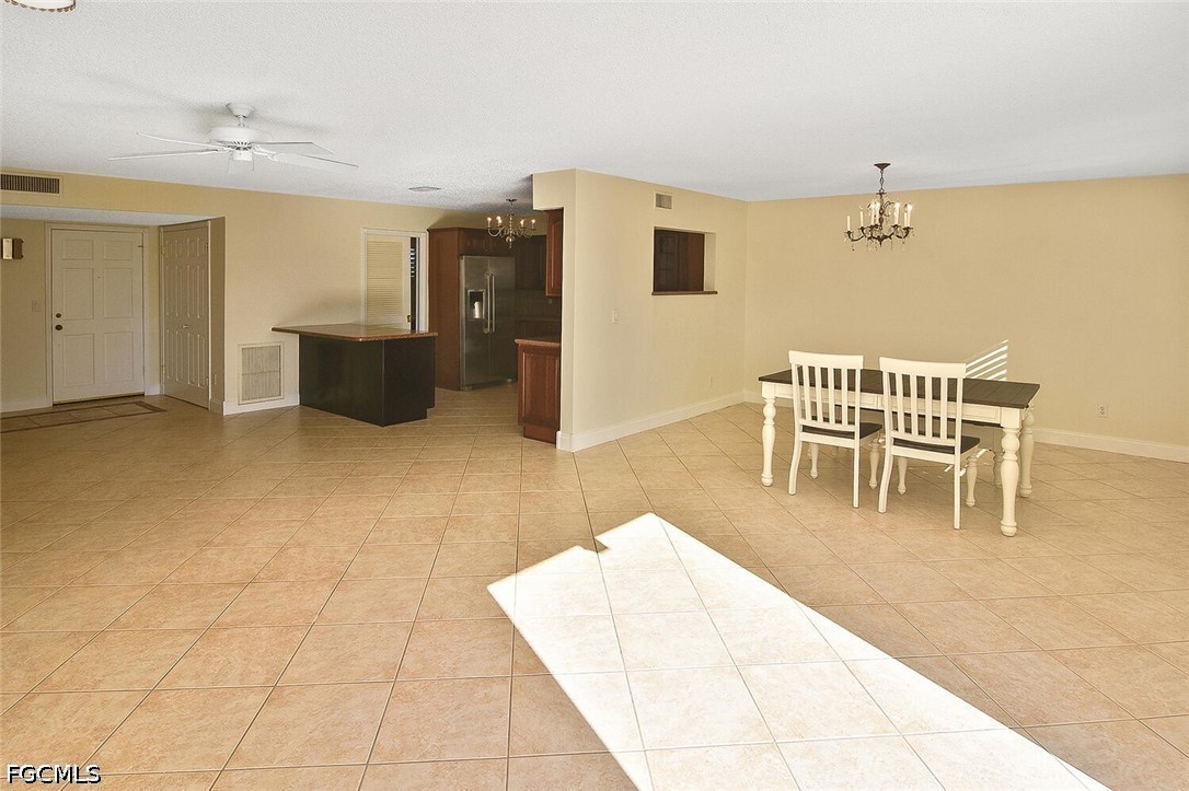2 Bed Waterfront Home for Sale in Fort Myers, photo 18