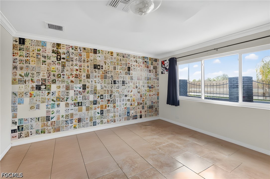 3 Bed Pool Home for Sale in Cape Coral, photo 18