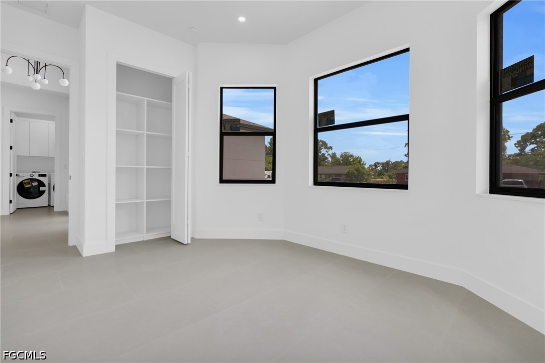 4 Bed SingleFamilyResidence for Sale in Lehigh Acres, photo 18