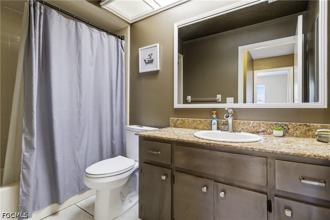 3 Bed SingleFamilyResidence for Sale in Naples, photo 18