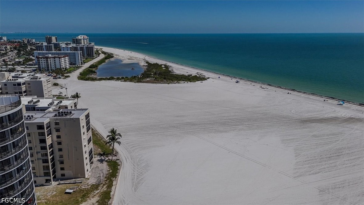 2 Bed Condominium for Sale in Fort Myers Beach, FL, $299,000 — photo 18