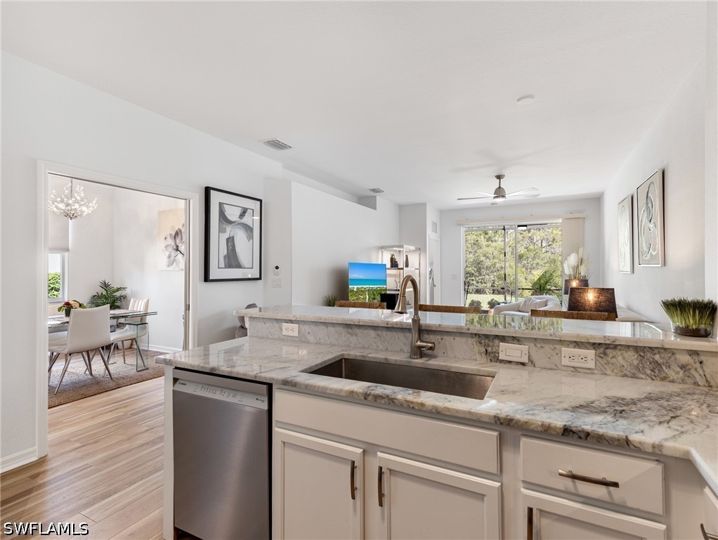 3 Bed Attached for Sale in Bella Terra, FL — photo 18