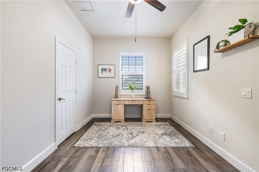 3 Bed SingleFamilyResidence for Sale in Timber Ridge, photo 18