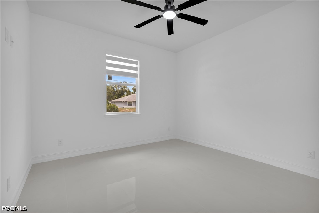 3 Bed SingleFamilyResidence for Sale in Lehigh Acres, photo 18
