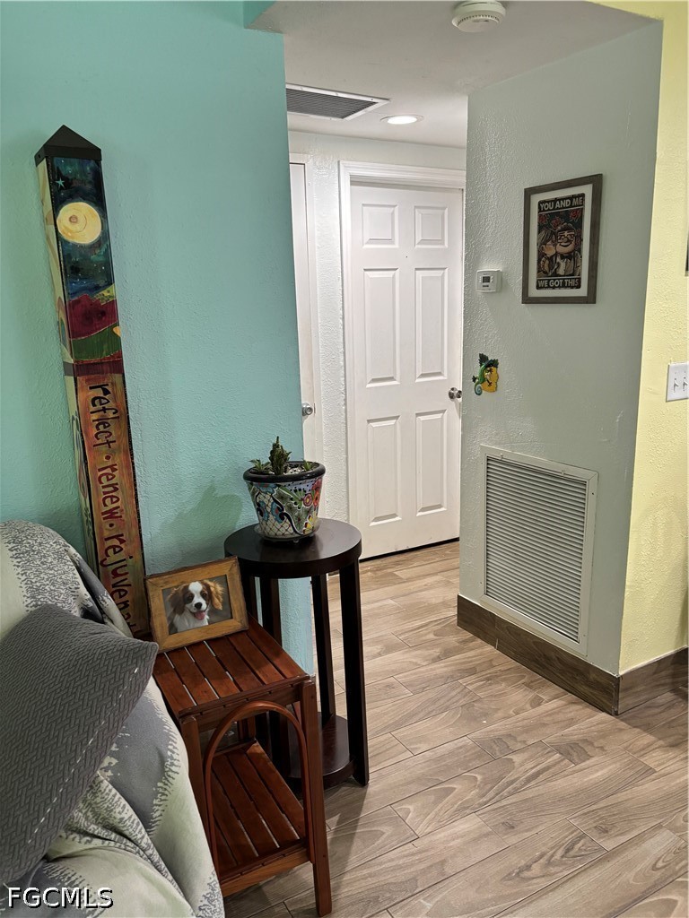 3 Bed SingleFamilyResidence for Sale in North Fort Myers, photo 18
