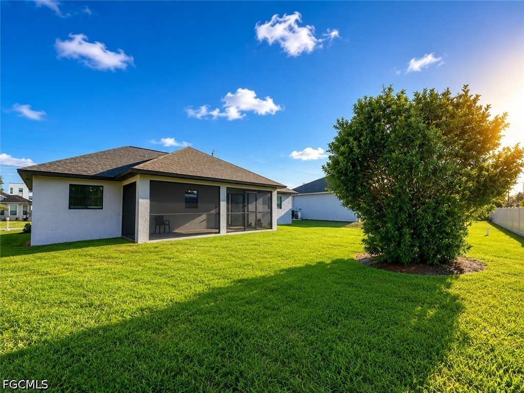 3 Bed SingleFamilyResidence for Sale in Cape Coral, photo 18