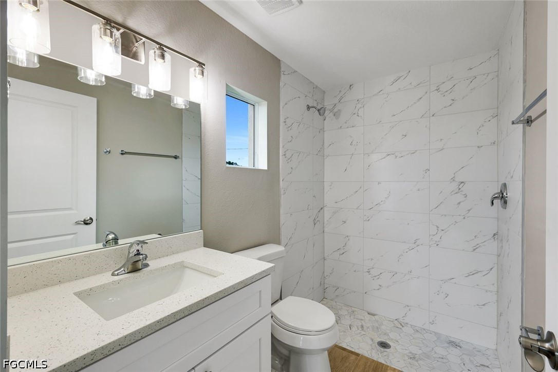 4 Bed SingleFamilyResidence for Sale in Cape Coral, photo 18
