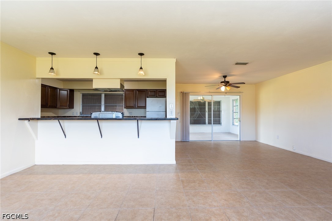 2 Bed SingleFamilyResidence for Sale in Cape Coral, photo 18