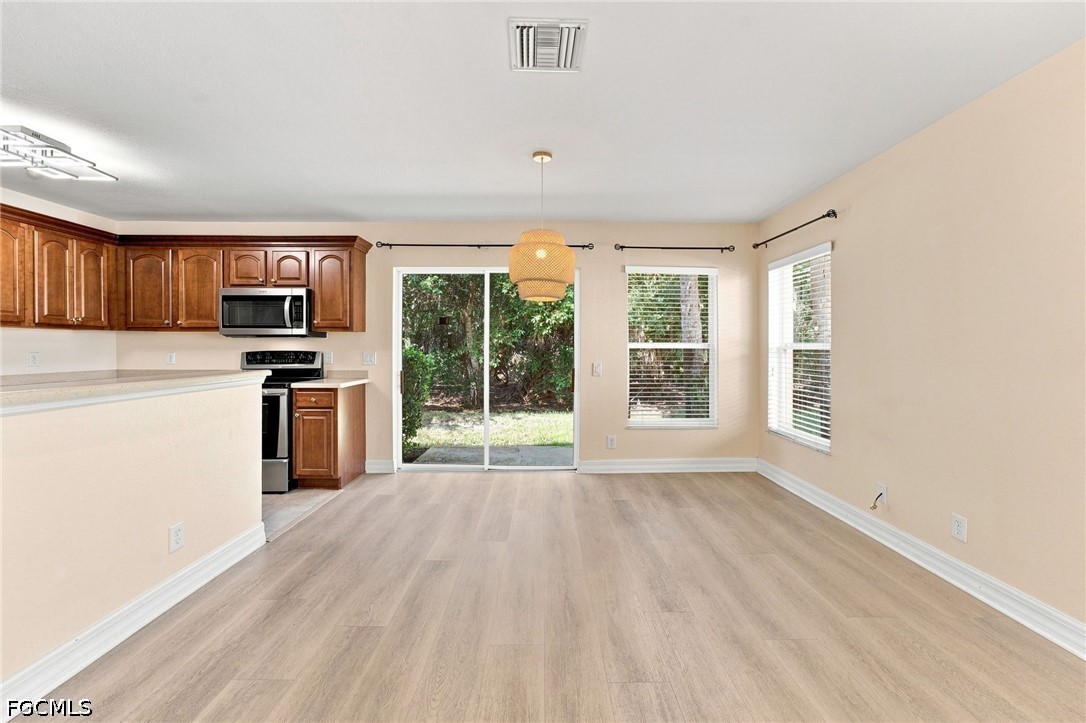 3 Bed Townhouse for Sale in Bayshore Commons, photo 18