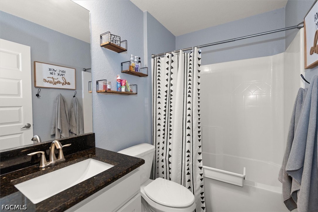 4 Bed SingleFamilyResidence for Sale in Cape Coral, photo 18