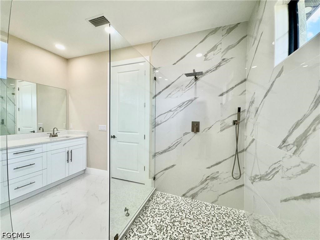 4 Bed SingleFamilyResidence for Sale in Cape Coral, photo 18