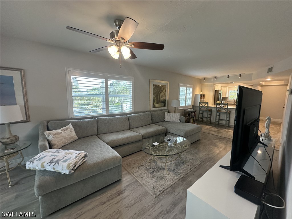 2 Bed Condominium for Sale in Fort Myers Beach, photo 18