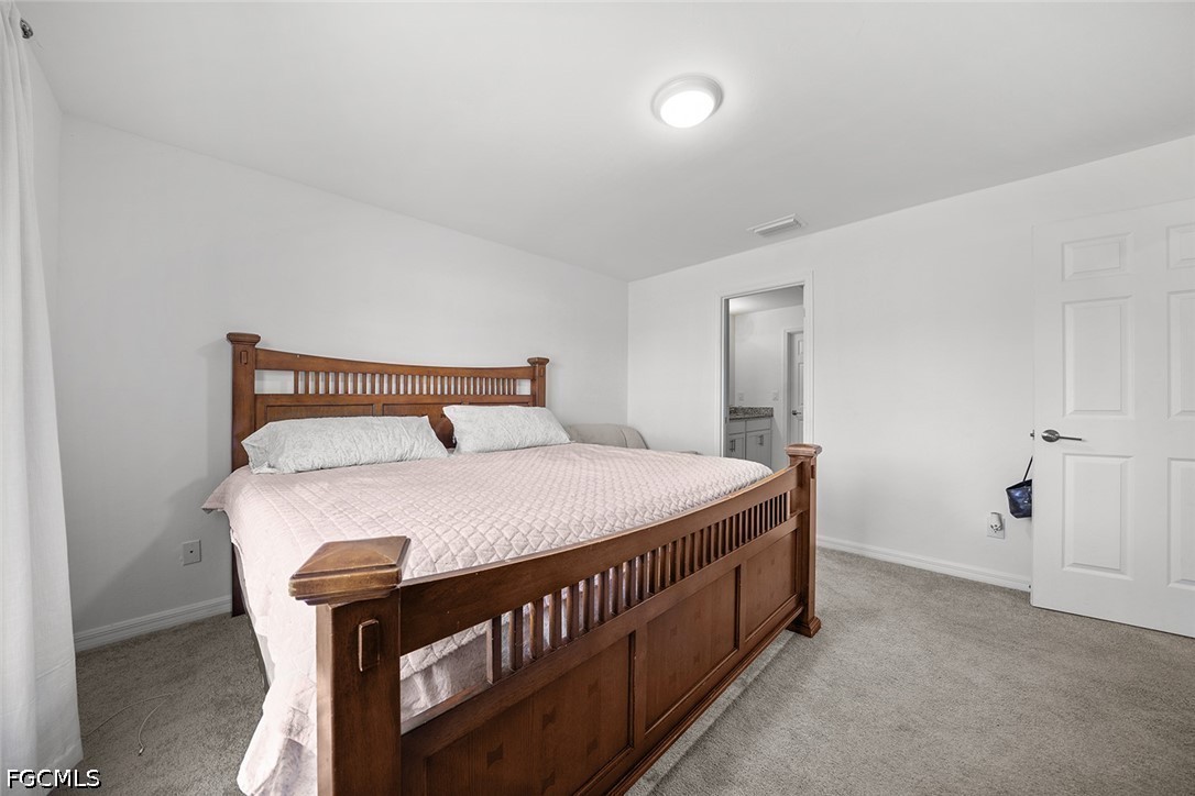 3 Bed SingleFamilyResidence for Sale in Cape Coral, photo 18