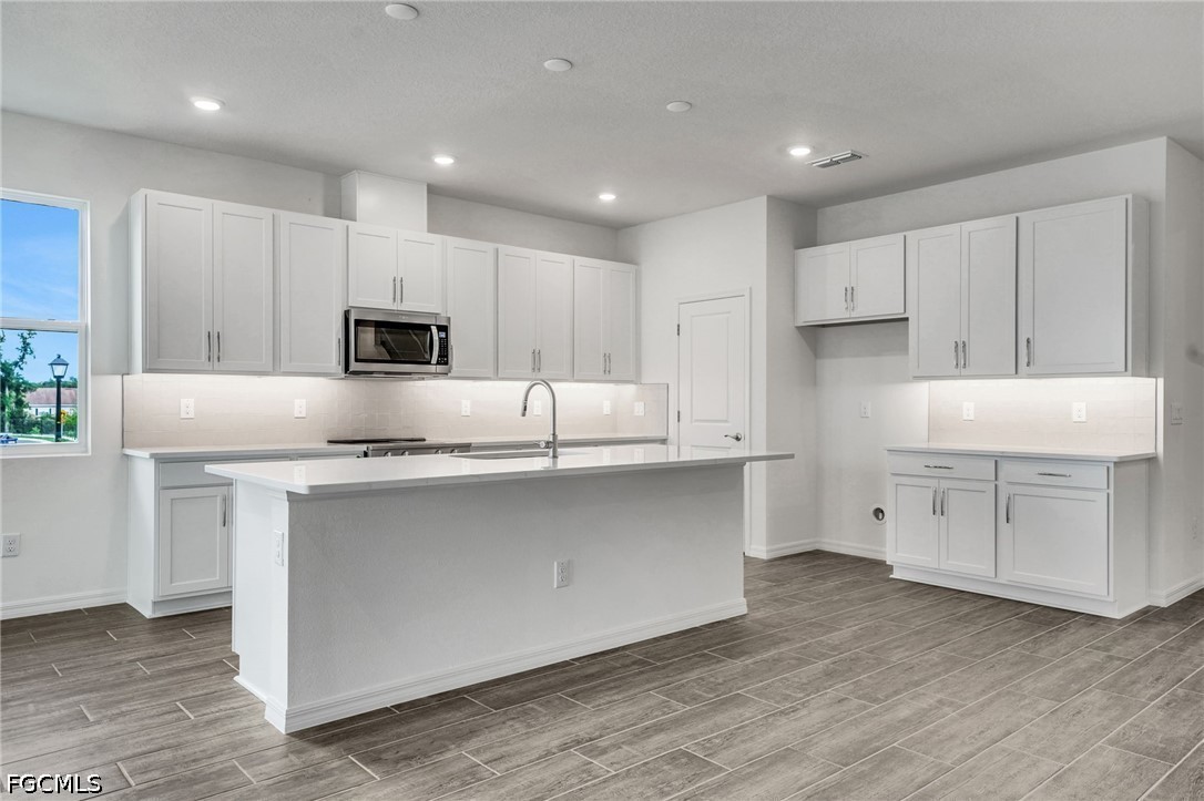 4 Bed SingleFamilyResidence for Sale in Turnleaf, photo 18