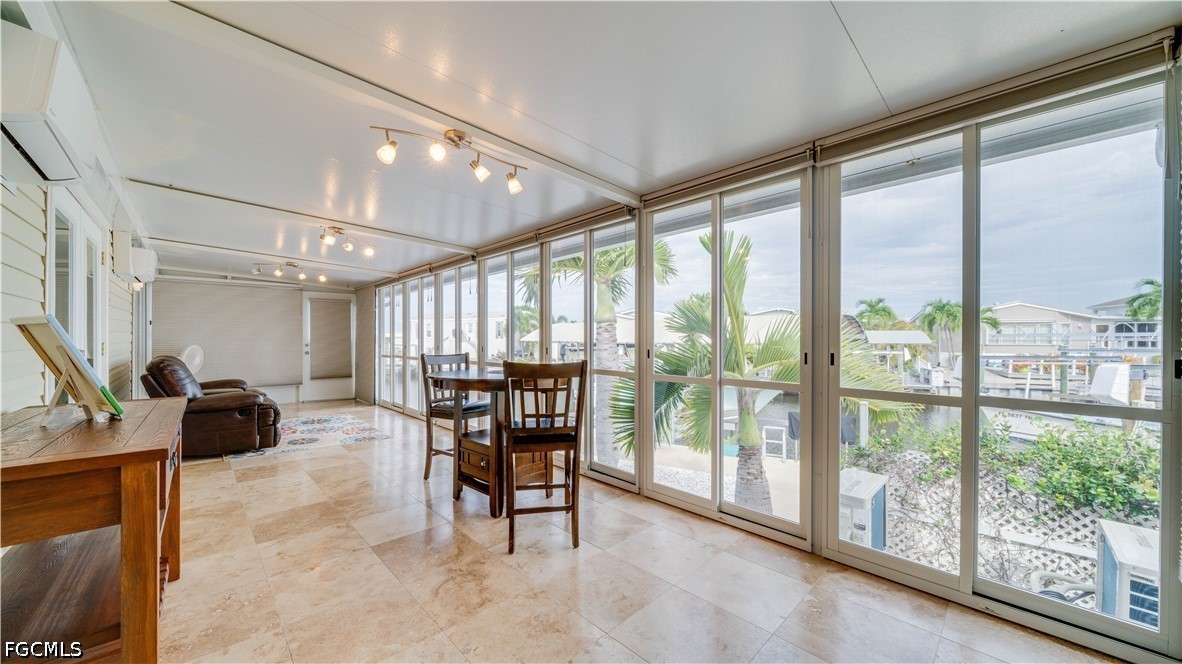 3 Bed Waterfront Home for Sale in Cherry Estates, photo 18
