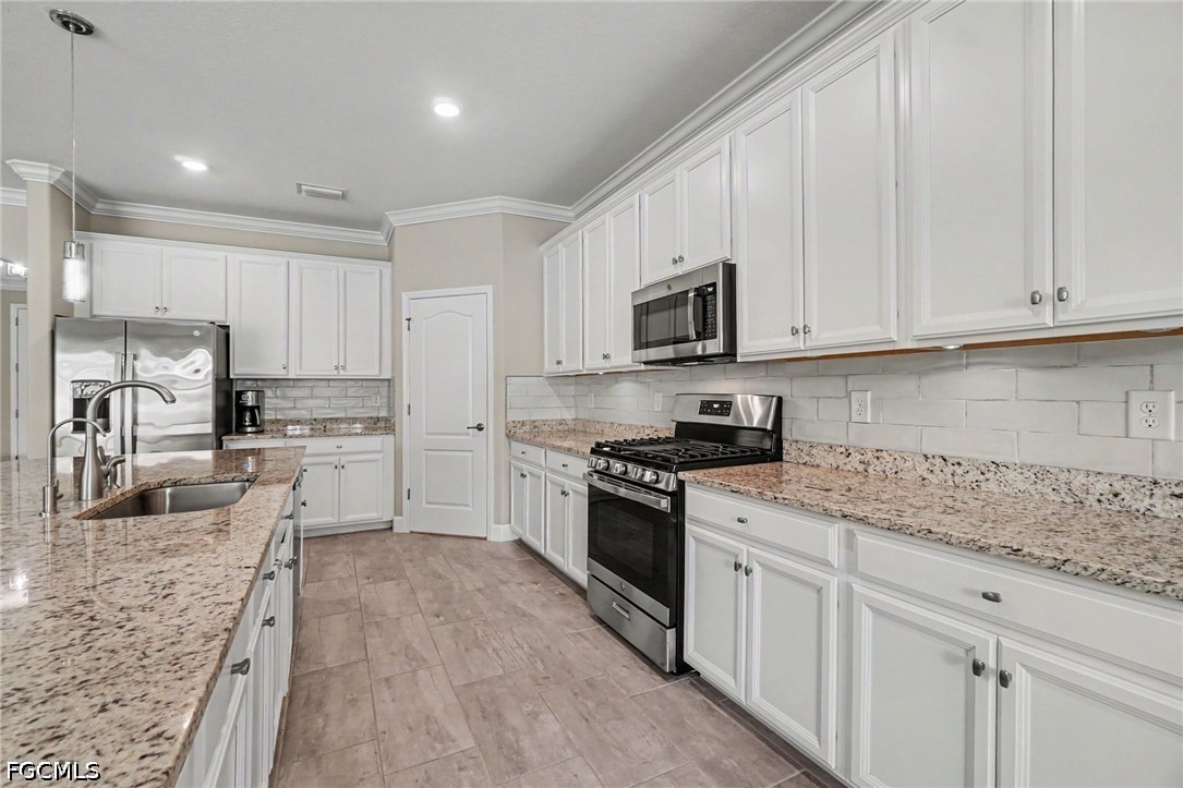 3 Bed SingleFamilyResidence for Sale in Trails Edge, FL — photo 18