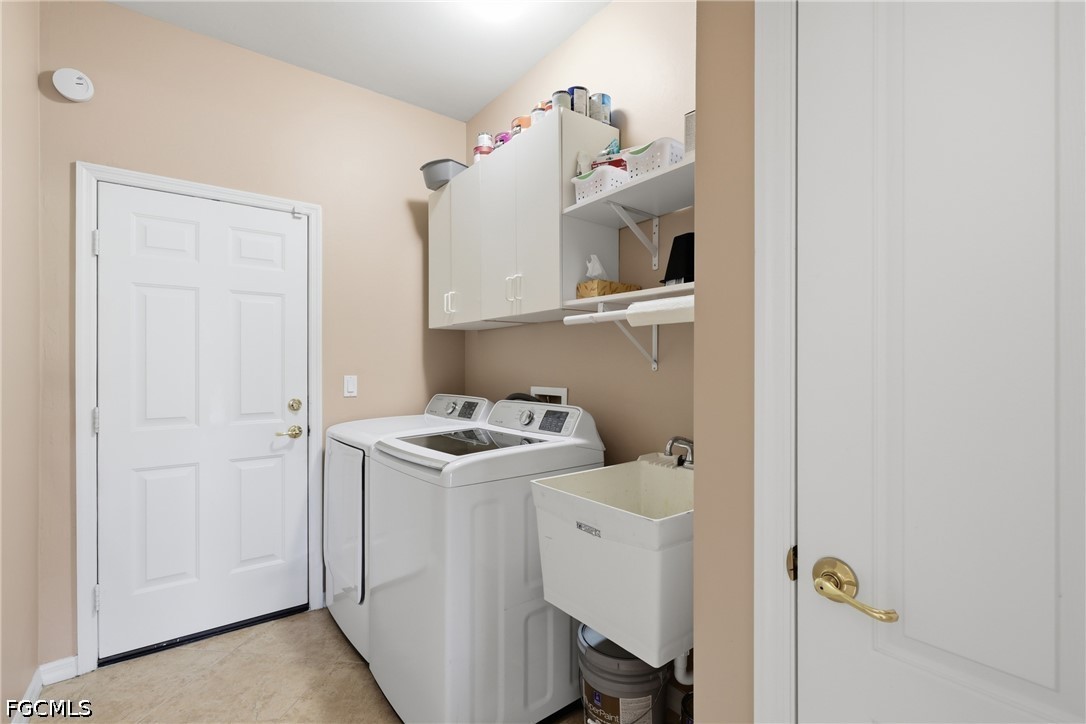 3 Bed Pool Home for Sale in North Fort Myers, photo 18