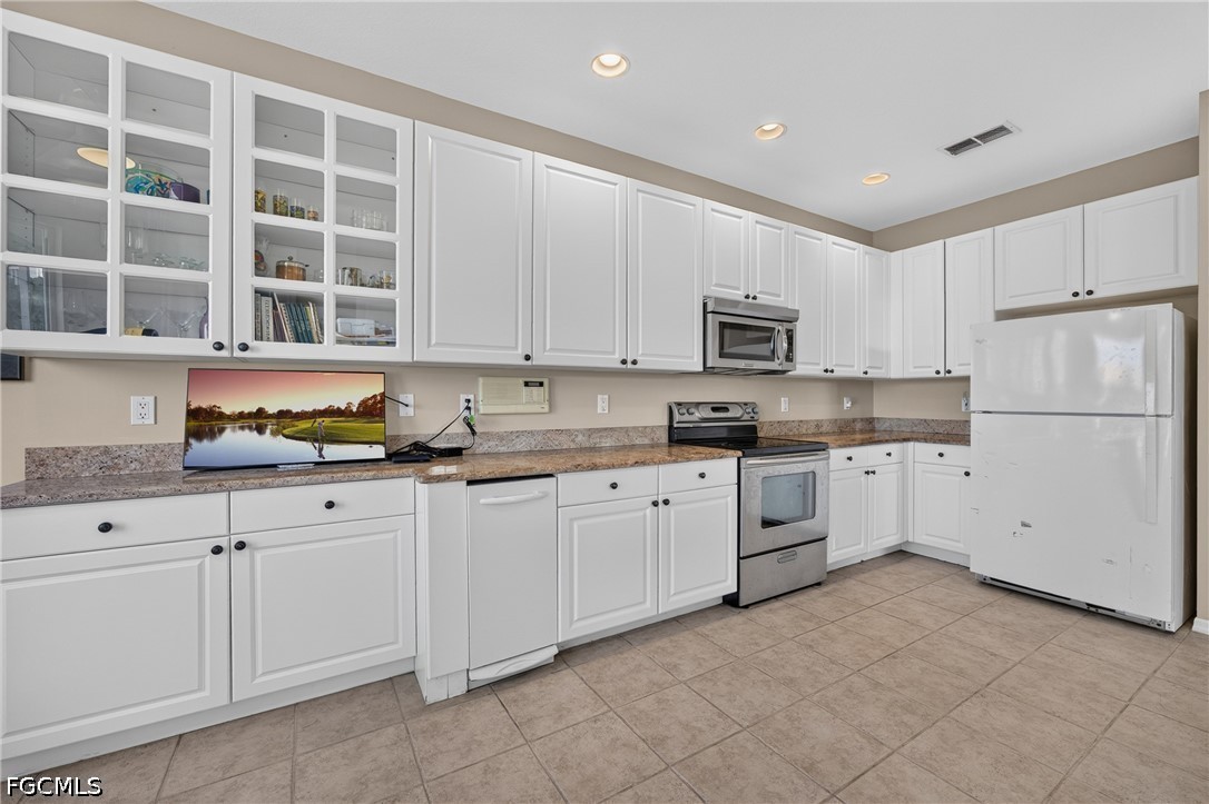 2 Bed Pool Home for Sale in Bonita Springs, FL — photo 18