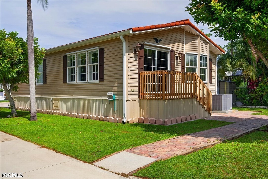 2 Bed ManufacturedHome for Sale in Estero, FL, $170,000 — photo 18