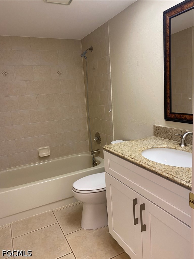 2 Bed Waterfront Home for Sale in Yachtsmans Cove, FL — photo 18