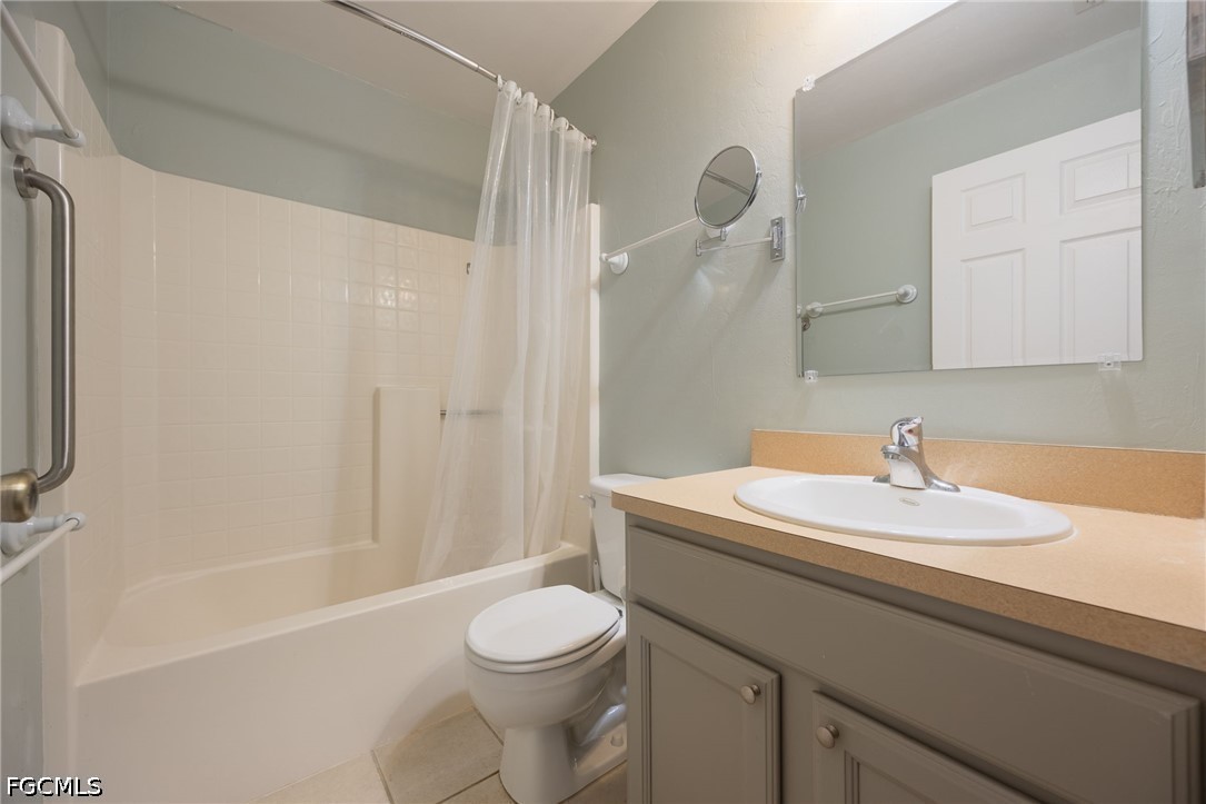3 Bed SingleFamilyResidence for Sale in Cape Coral, photo 18