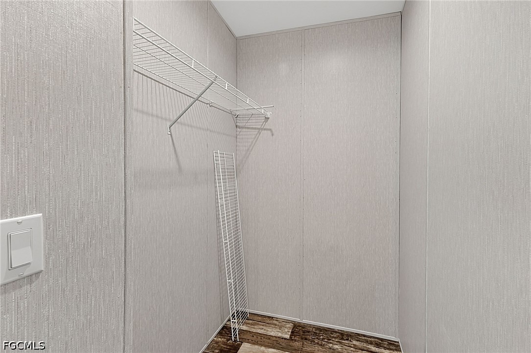 3 Bed ManufacturedHome for Sale in Springwood, FL, $160,000 — photo 18