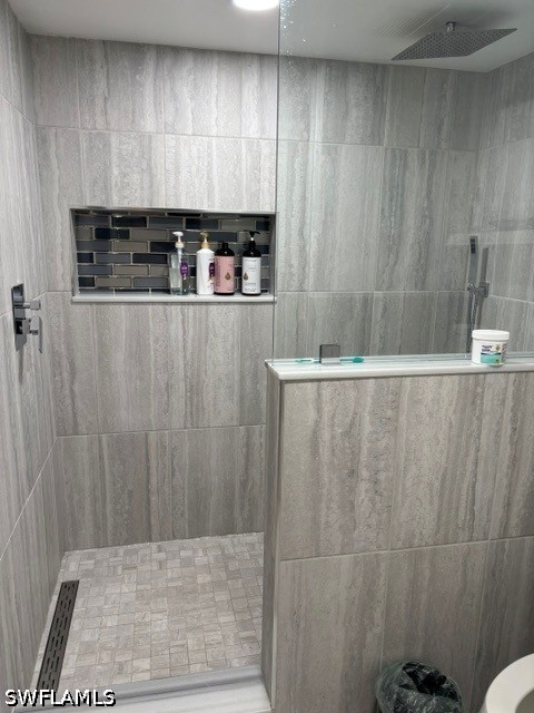 3 Bed Condominium for Sale in Naples Cove, FL, $5,000 — photo 18