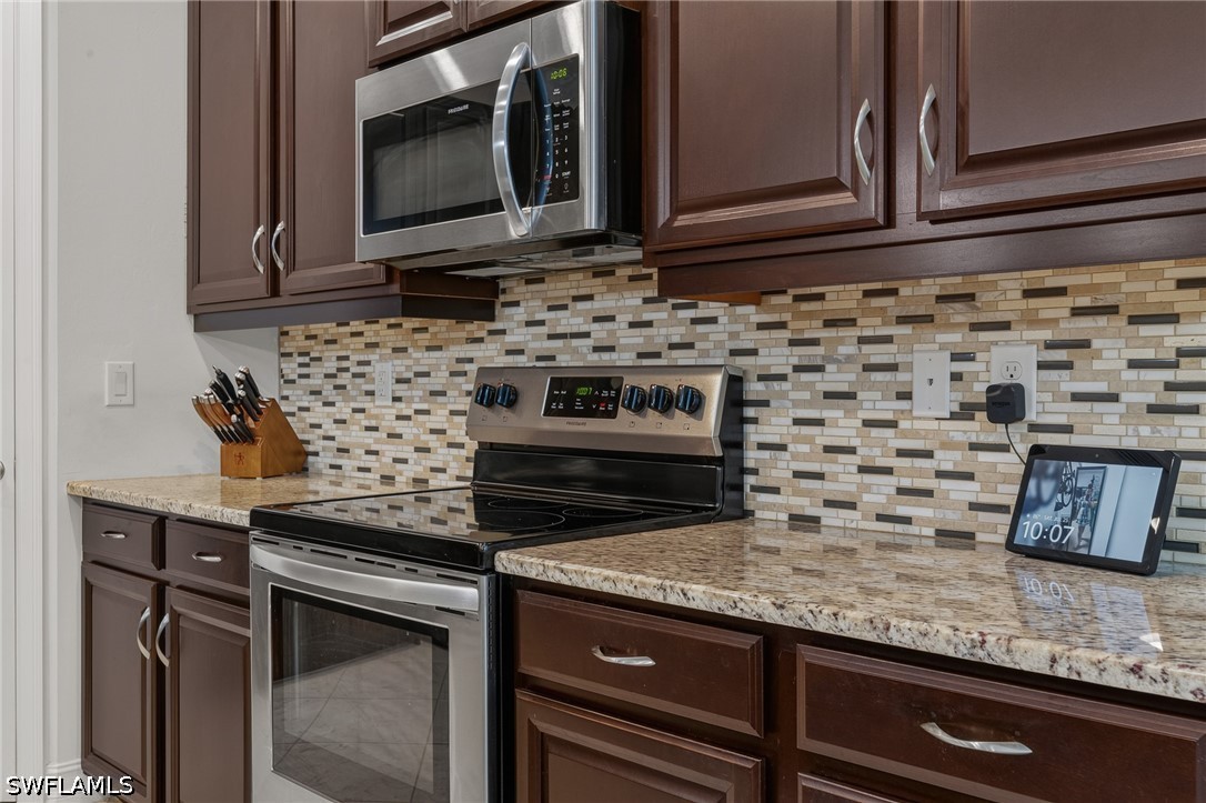 3 Bed SingleFamilyResidence for Sale in Naples, FL, $650,000 — photo 18