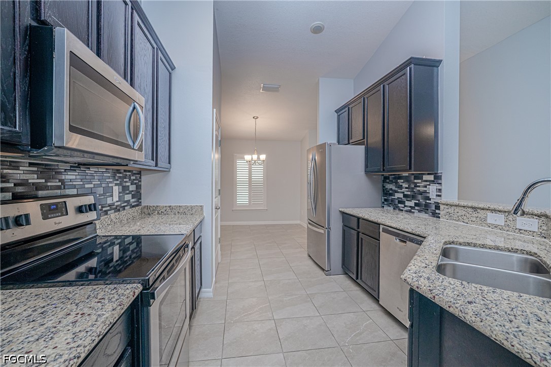 3 Bed SingleFamilyResidence for Sale in Cape Coral, FL — photo 18