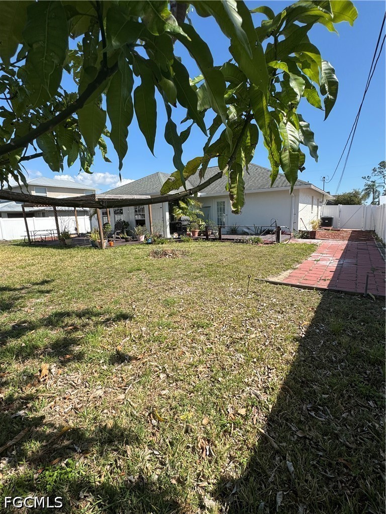 3 Bed SingleFamilyResidence for Sale in Cape Coral, FL — photo 18