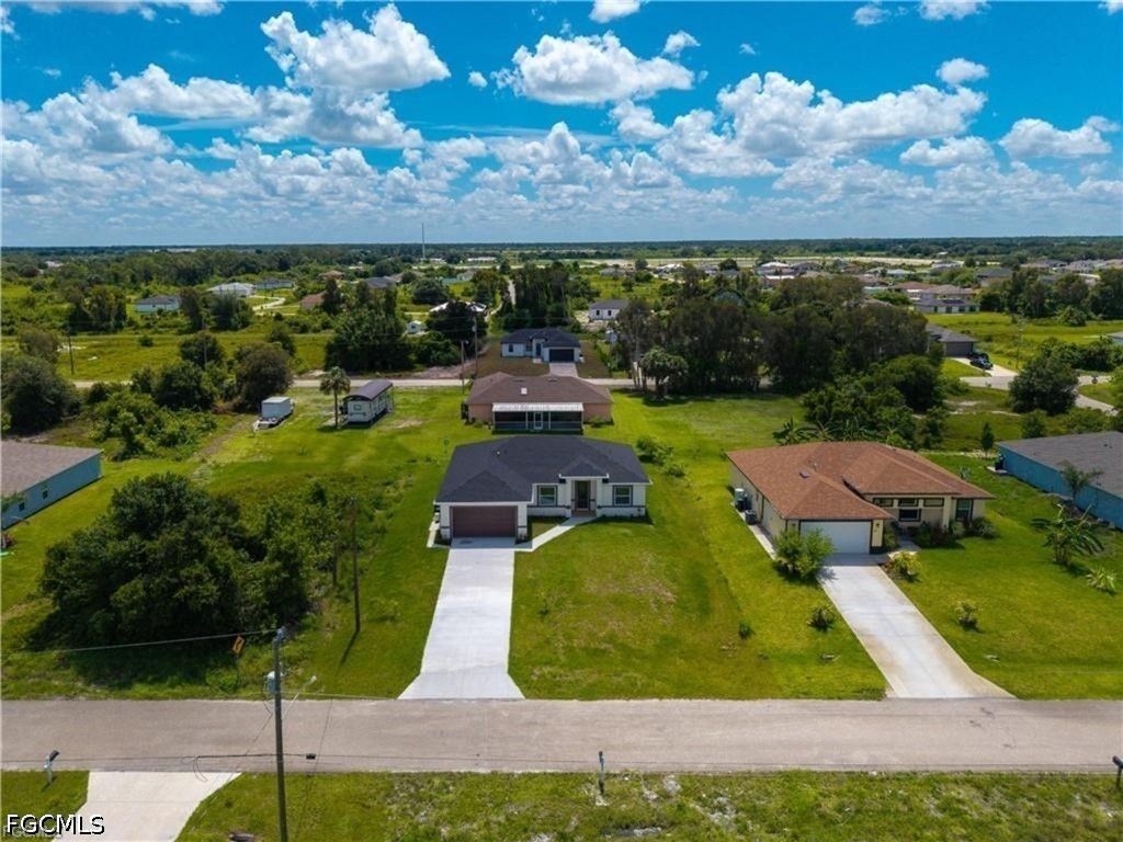4 Bed SingleFamilyResidence for Sale in Lehigh Acres, FL — photo 18
