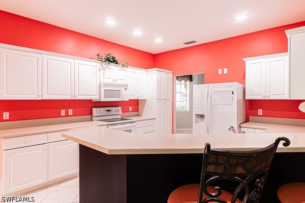 2 Bed Condominium for Sale in Naples, FL, $3,250 — photo 18
