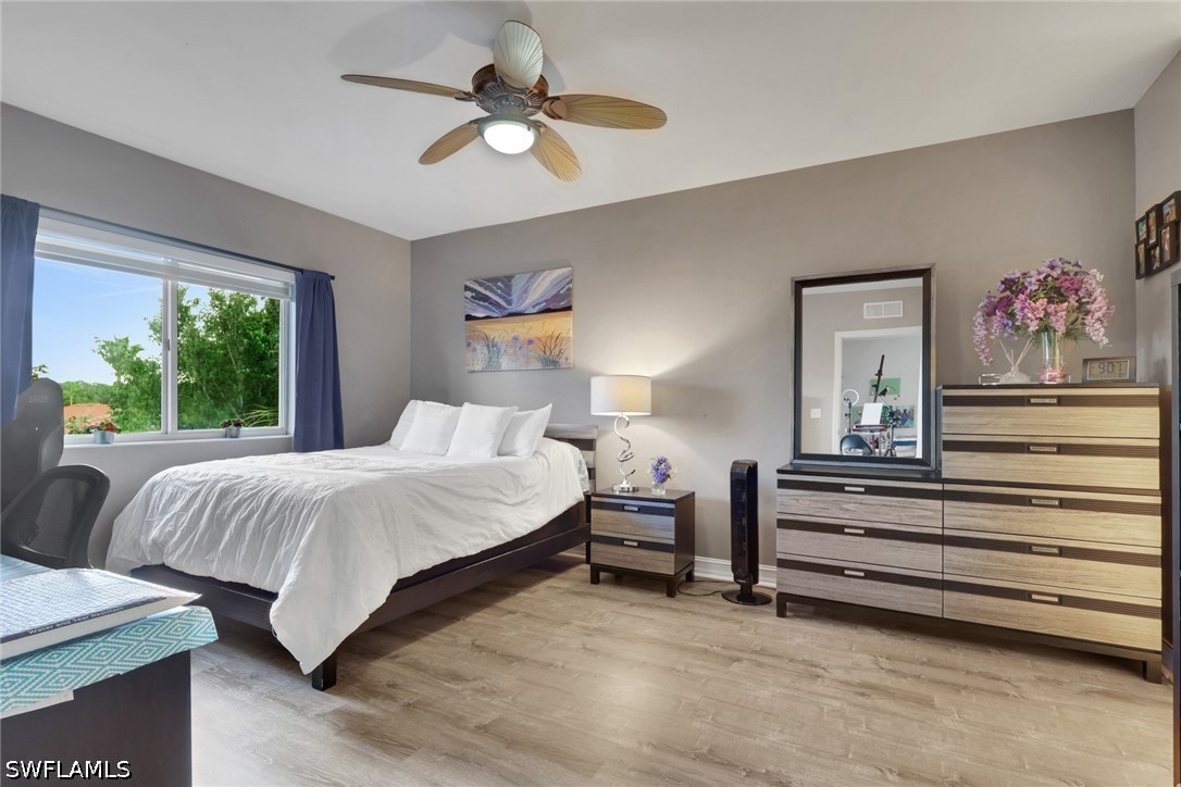 2 Bed Condominium for Sale in Blue Heron, FL, $249,900 — photo 18